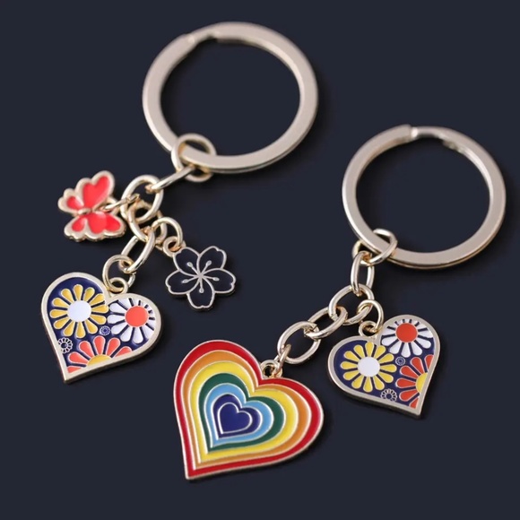 New Enameled Flower Butterfly Gold Tone Rainbow Heart Bag Charm Keychain - Picture 3 of 3